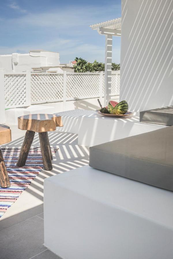 Kostantis Town Suites Mykonos Town Bagian luar foto