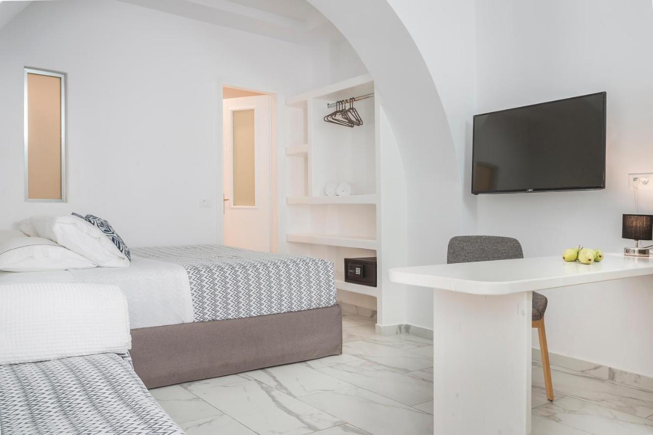 Kostantis Town Suites Mykonos Town Bagian luar foto