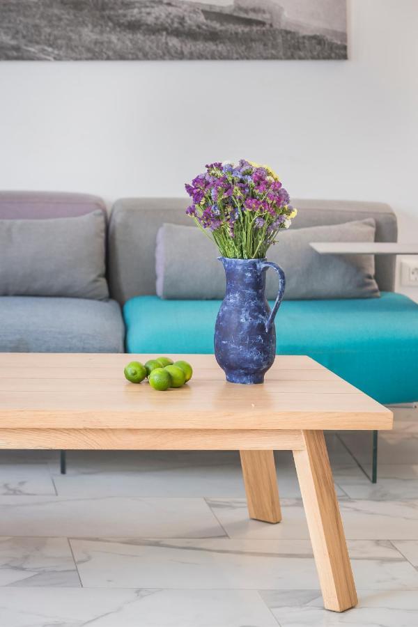 Kostantis Town Suites Mykonos Town Bagian luar foto